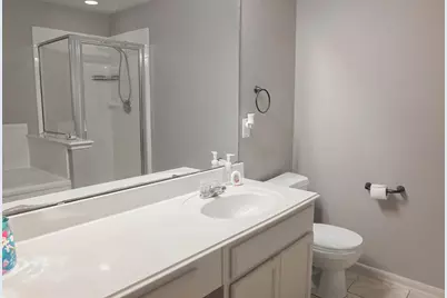 7335 Liberty Ridge Lane, Houston, TX 77049 - Photo 15