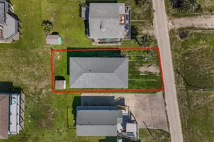 135 Ocean Shore Dr, Crystal Beach, TX 77650 - Photo 41