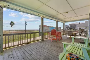 135 Ocean Shore Dr, Crystal Beach, TX 77650 - Photo 33