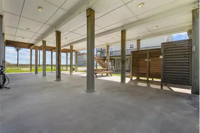 135 Ocean Shore Drive, Crystal Beach, TX 77650 - Photo 35