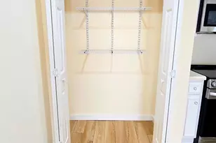 2110 Wilcrest Dr, Houston, TX 77042 - Photo 5