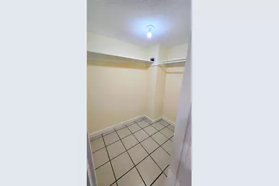 2110 Wilcrest Drive #111, Houston, TX 77042 - Photo 11