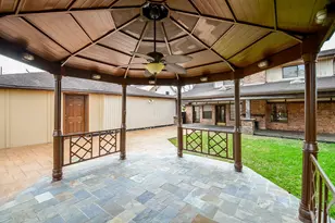 2407 Sugar Mill Dr, Sugar Land, TX 77479 - Photo 29