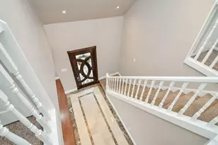 2407 Sugar Mill Dr, Sugar Land, TX 77479 - Photo 17