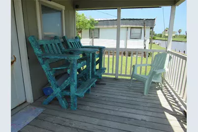 961 County Road 202, Sargent, TX 77414 - Photo 3
