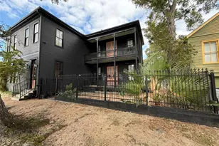 3128 Avenue L, Galveston, TX 77550 - Photo 39