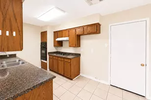 10311 Mountain Park Dr, Houston, TX 77086 - Photo 11