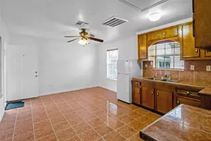 2701 Almendares Ave, Pasadena, TX 77506 - Photo 29