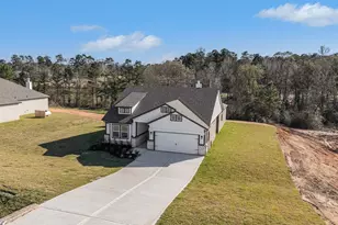 9586 Moss Rose, Willis, TX 77378 - Photo 3