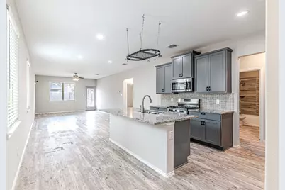 16887 Pink Wintergreen Drive, Conroe, TX 77385 - Photo 7