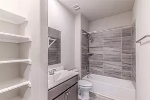 16887 Pink Wintergreen Dr, Conroe, TX 77385 - Photo 35