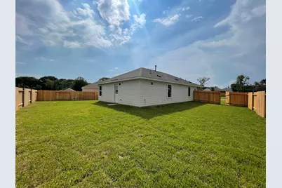 2608 Patriot Run, Bay City, TX 77414 - Photo 7