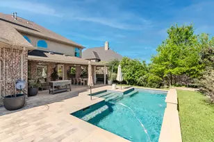 18 Devon Dale Dr, The Woodlands, TX 77375 - Photo 1