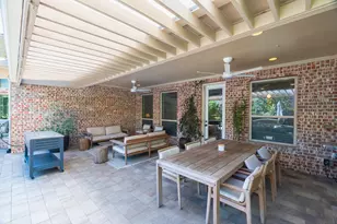 18 Devon Dale Dr, The Woodlands, TX 77375 - Photo 47