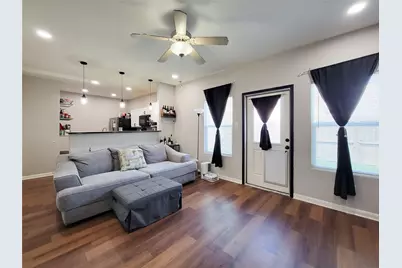 8610 San Biagio Street, Houston, TX 77031 - Photo 9