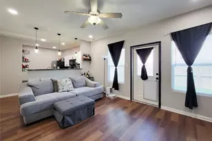 8610 San Biagio St, Houston, TX 77031 - Photo 9