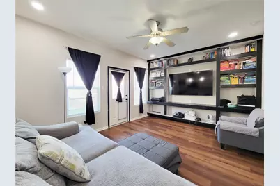 8610 San Biagio Street, Houston, TX 77031 - Photo 7