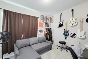 8610 San Biagio St, Houston, TX 77031 - Photo 15