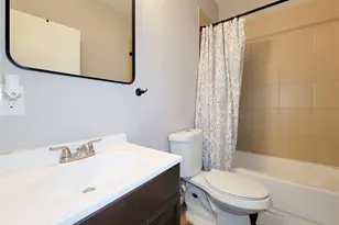 8610 San Biagio St, Houston, TX 77031 - Photo 17