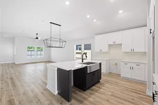 8323 Amber Summit Ln, Angleton, TX 77515 - Photo 3