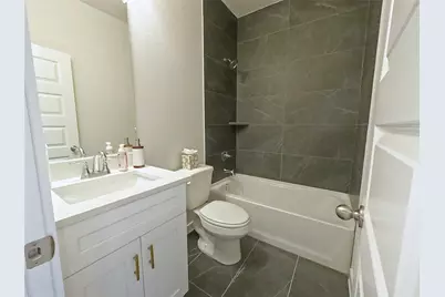 8323 Amber Summit Lane, Angleton, TX 77515 - Photo 11