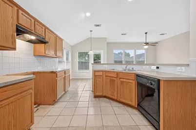 17230 Hollow Sands Court, Houston, TX 77084 - Photo 13