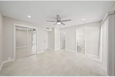 2201 Fountain View Drive #25, Houston, TX 77057 - Photo 7