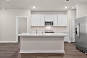 12215 Ridge Top Dr, Conroe, TX 77304 - Photo 3