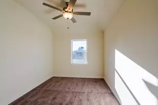 9111 Highland Northern Wy, Houston, TX 77088 - Photo 19