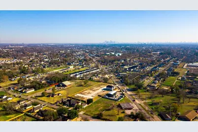 9111 Highland Northern Way, Houston, TX 77088 - Photo 41