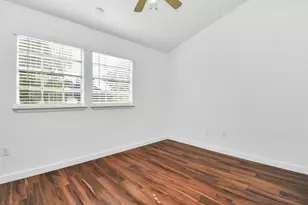2002 Gentryside Dr, Houston, TX 77077 - Photo 15