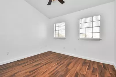 2002 Gentryside Drive #113, Houston, TX 77077 - Photo 21