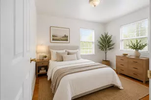 5622 Woodgreen St, Houston, TX 77033 - Photo 13