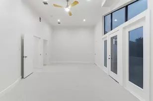 2006 Tuam St, Houston, TX 77004 - Photo 21