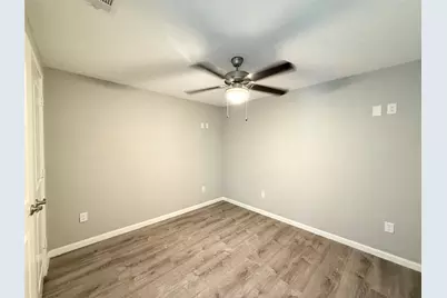 300 Longstreet Road, Willis, TX 77378 - Photo 19