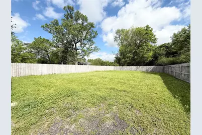 300 Longstreet Road, Willis, TX 77378 - Photo 25