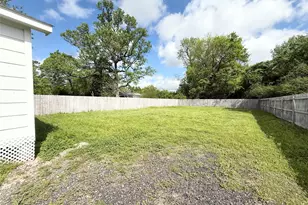 300 Longstreet Rd, Willis, TX 77378 - Photo 27