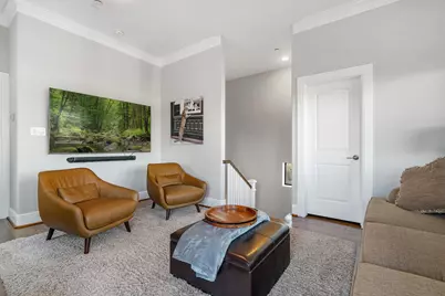 1710 Welch Street, Houston, TX 77006 - Photo 9