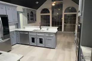 2734 Plantation Wood Ln, Missouri City, TX 77459 - Photo 9