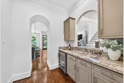 5216 Locust Street, Bellaire, TX 77401 - Photo 13
