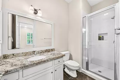 5216 Locust Street, Bellaire, TX 77401 - Photo 17