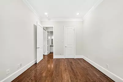 5216 Locust Street, Bellaire, TX 77401 - Photo 15