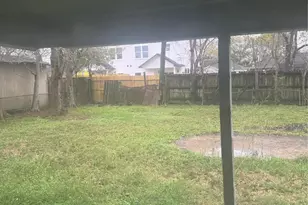 5950 Doolittle Blvd, Houston, TX 77033 - Photo 9