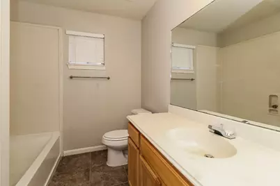 4939 N Cancun Drive, Houston, TX 77045 - Photo 13