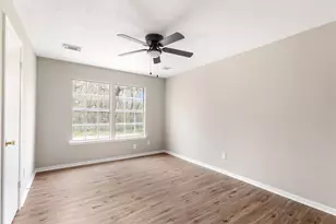 106 Donna Ct, Cleveland, TX 77327 - Photo 19