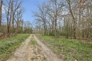 106 Donna Ct, Cleveland, TX 77327 - Photo 9