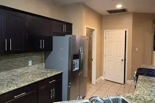 8161 Snowden St, Houston, TX 77028 - Photo 15