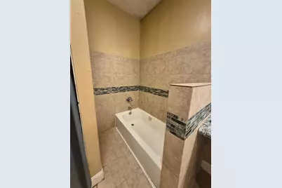 8161 Snowden Street, Houston, TX 77028 - Photo 21