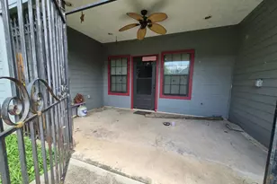 8161 Snowden St, Houston, TX 77028 - Photo 13