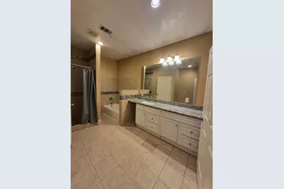 8161 Snowden Street, Houston, TX 77028 - Photo 17